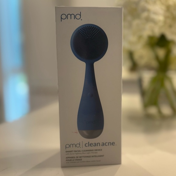 Brand New PMD Clean Acne Blue Light Therapy Spot Treatment - Picture 1 of 10